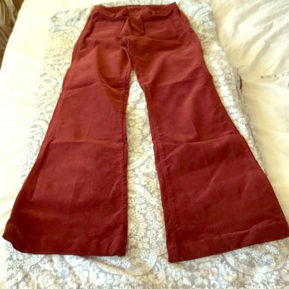 Jj brand corduroy burgundy jeans
